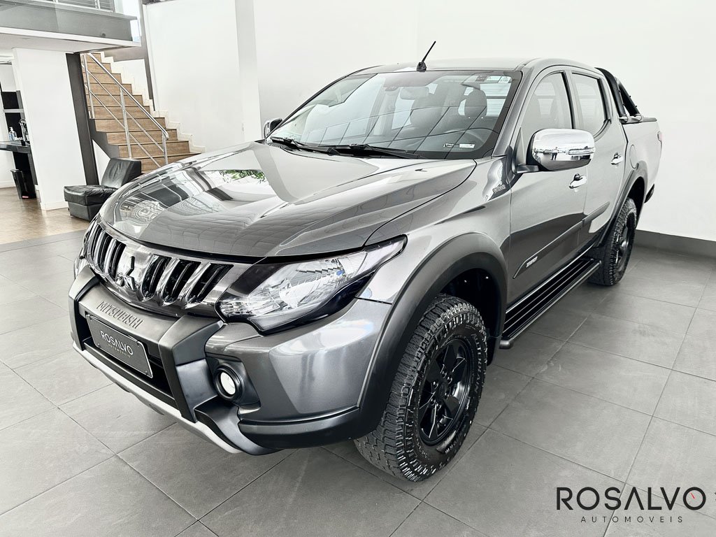 Mitsubishi - L200 Triton Outdoor HPE 4x4