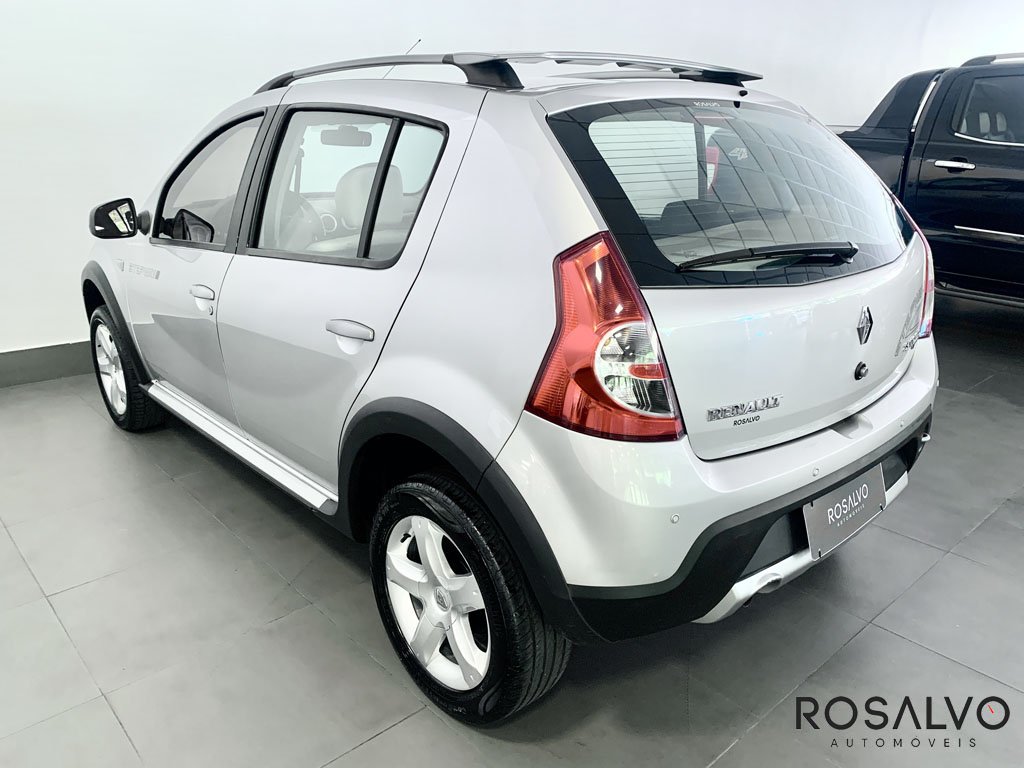 Renault - Sandero 1.6 Stepway