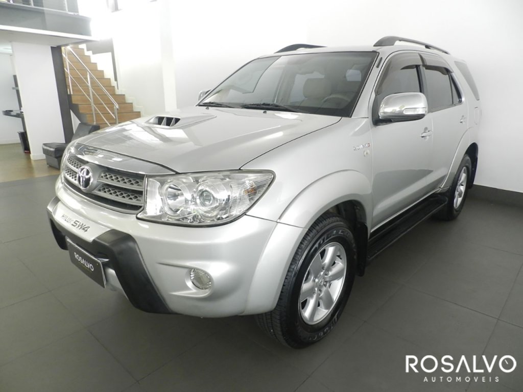 Toyota hilux sw4
